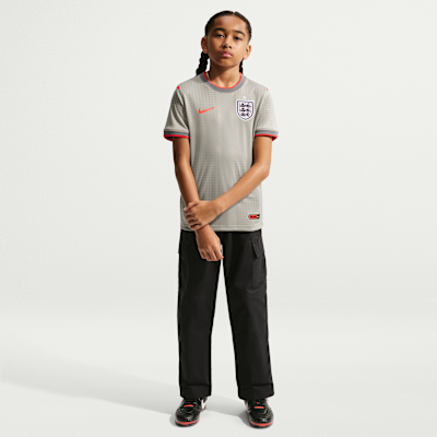 England x Palace Big Kids' Short-Sleeve Soccer Top. Nike.com